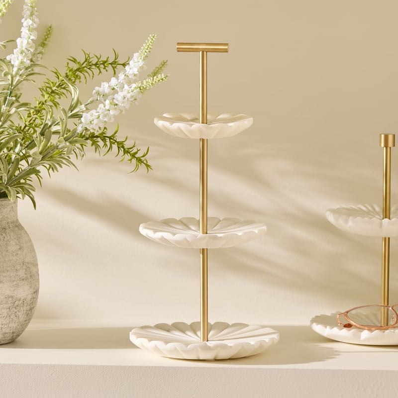 Lotus White Jewellery Stands