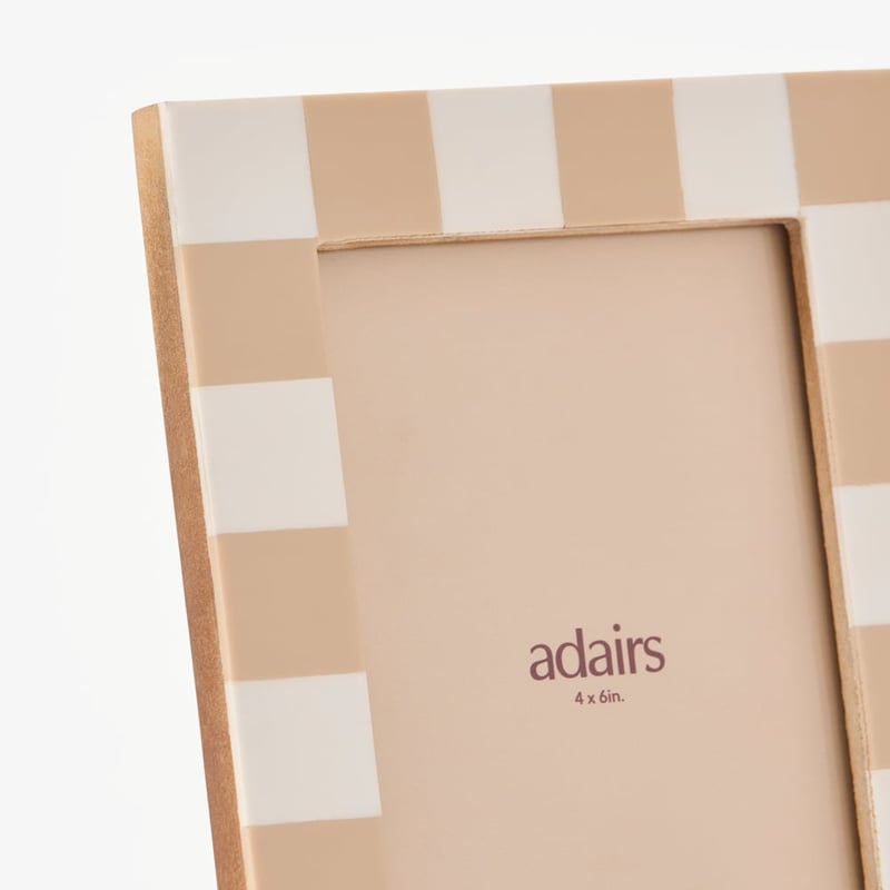 Checkers Natural & White Photo Frame