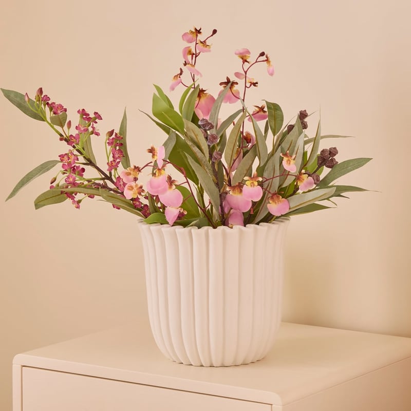 Barcelona White Pot