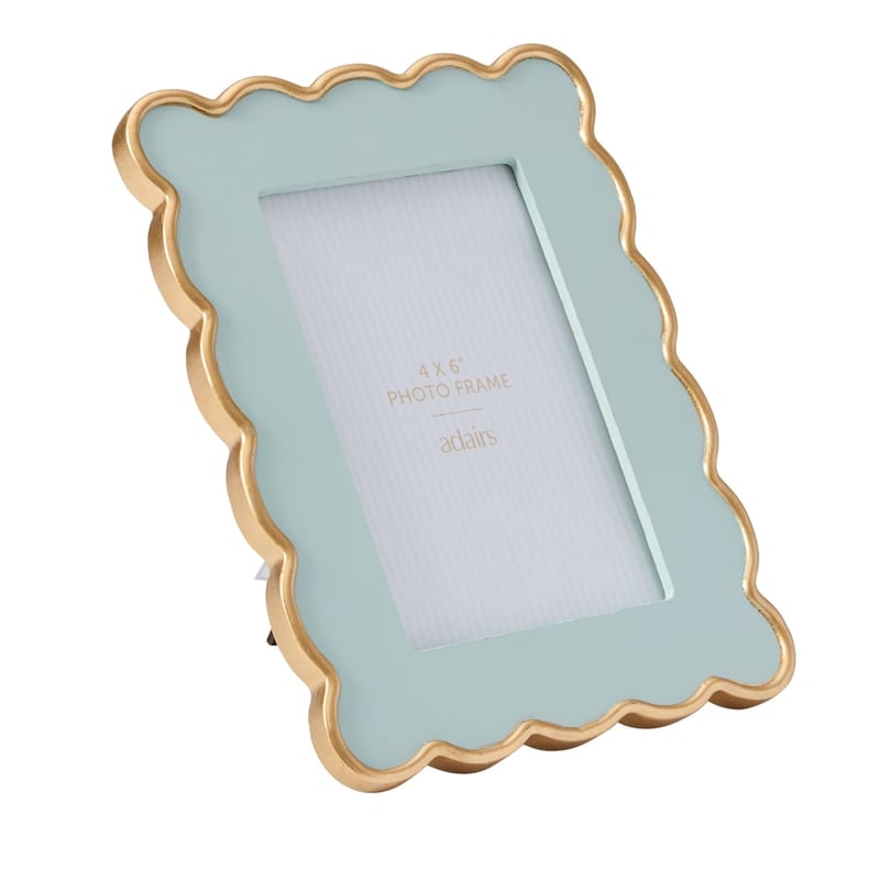 Luxe Scalloped Gold & Sage Frame 