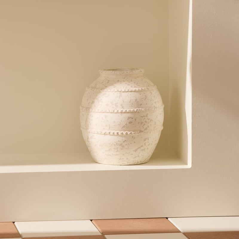 White Round Island Pot