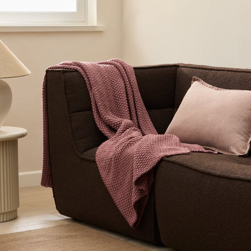Hallstatt Mulberry Chunky Knit Throw