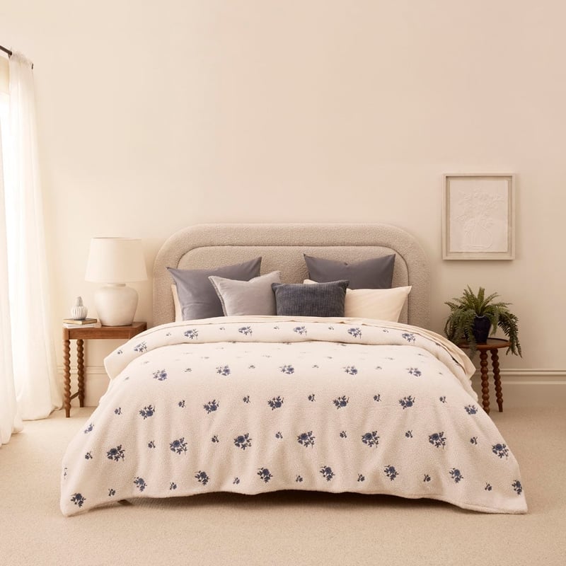Dreamer Blue Posy Sherpa Blanket