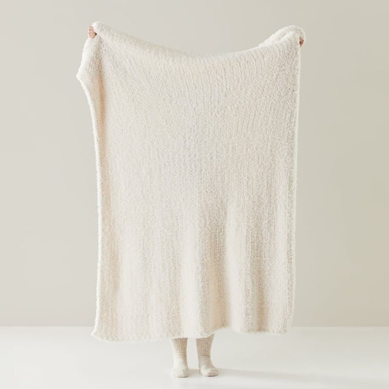 Munich Winter White Feather Yarn Throw