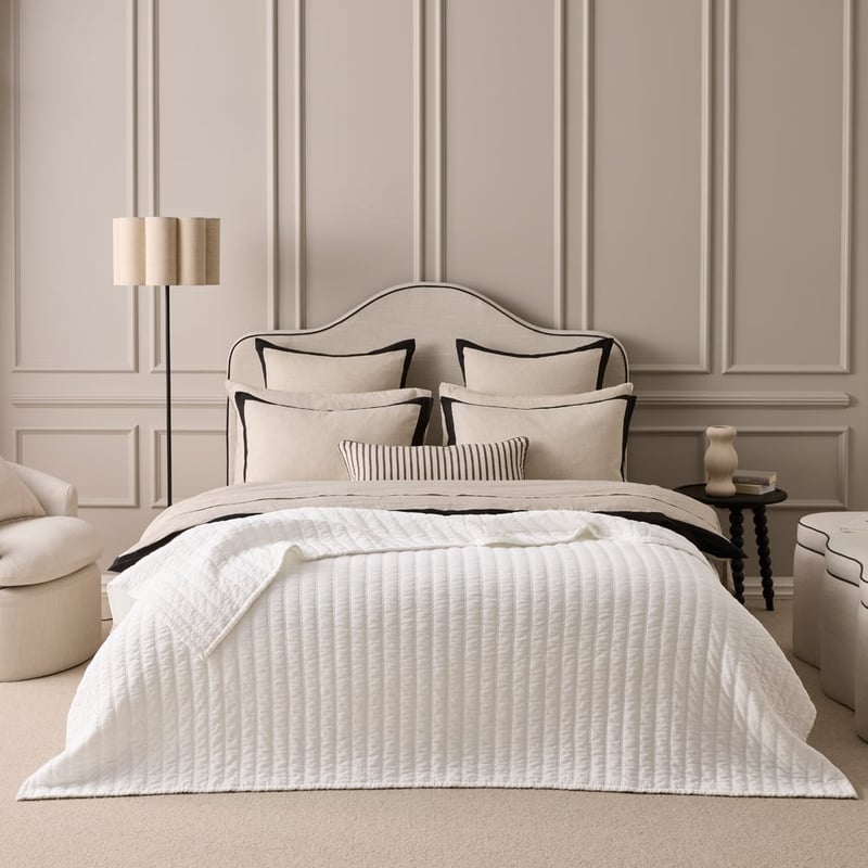 Lantana White Stonewash Blanket