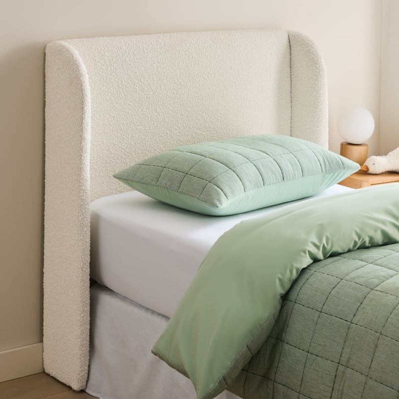 Bailey White Boucle Bedhead