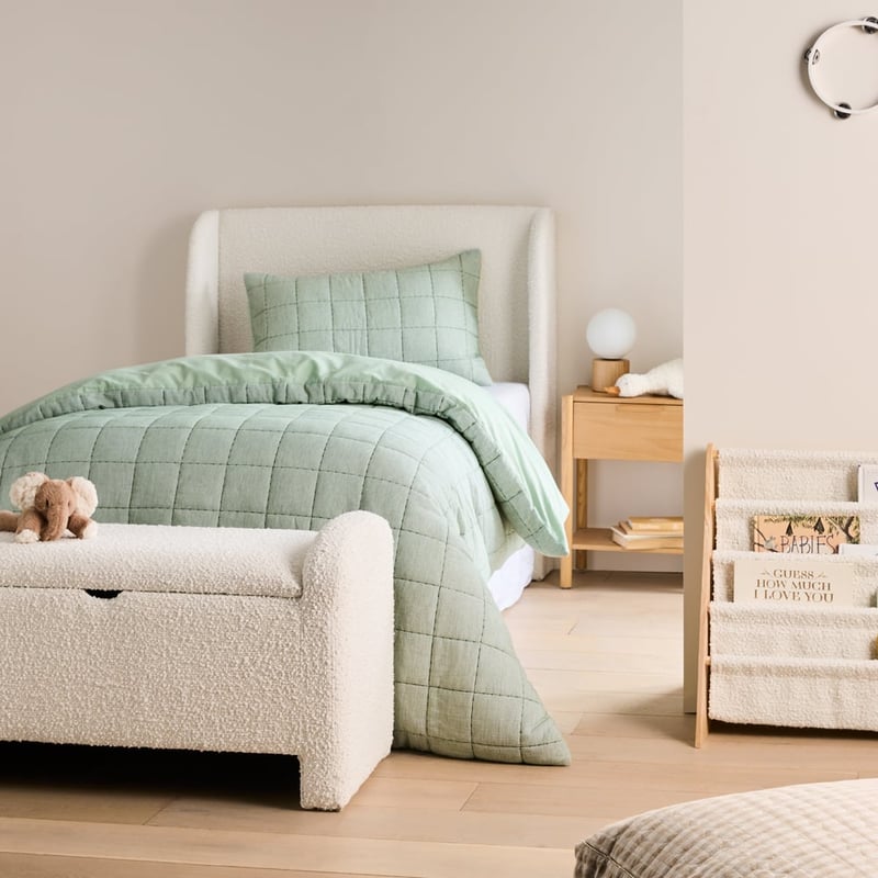 Bailey White Boucle Bedhead