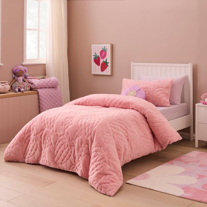 Berry Bloom Pink Faux Fur Quilt Cover Set
