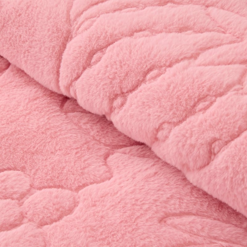 Berry Bloom Pink Faux Fur Quilt Cover Set