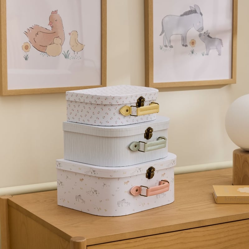 Farm Family Decorator Suitcases Set of 3