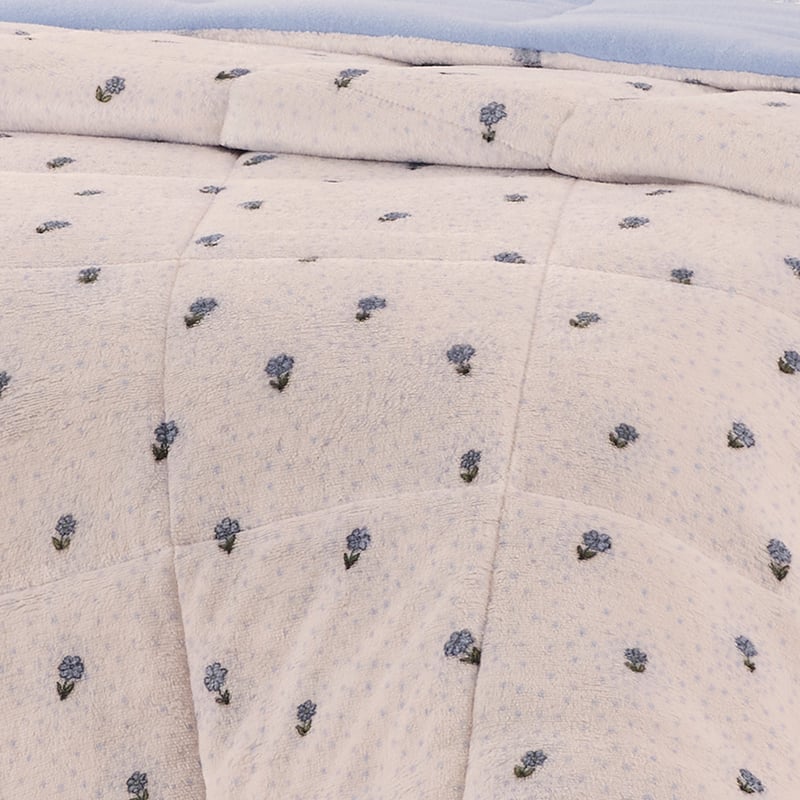 Super Cuddly Lou Lou Floral Blanket