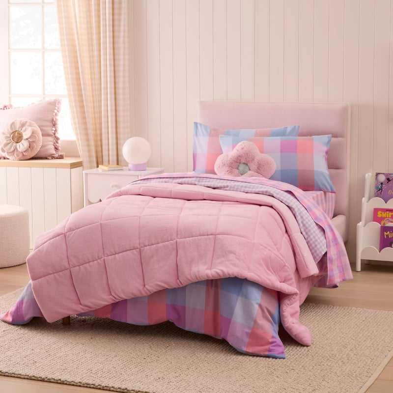 Super Cuddly Pink Blanket