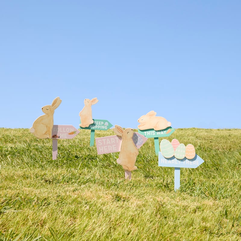 Easter Hunt Signs Pack of 5