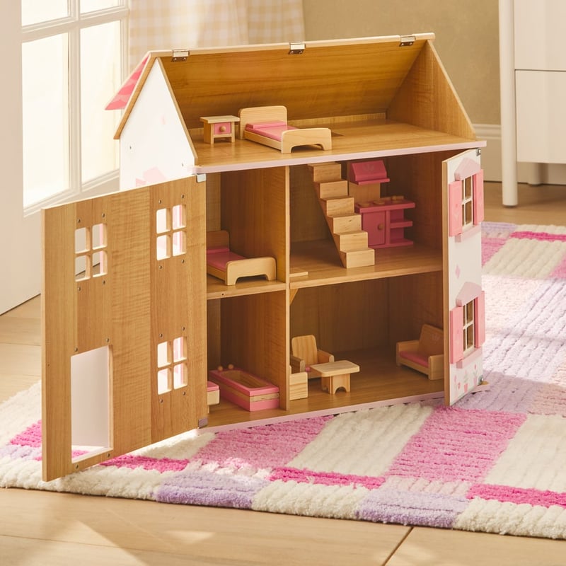Minnie's Dollhouse