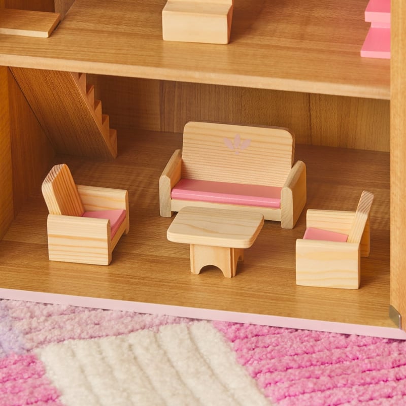 Minnie's Dollhouse Furniture Set