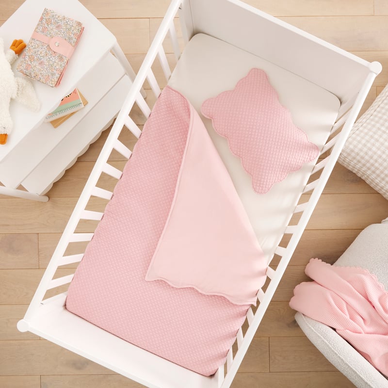 Diamond Scallop Dusty Pink Quilted Cot Quilt Cover Set