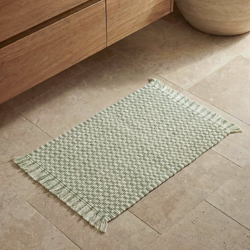 Woven Moss & Natural Check Bath Mat