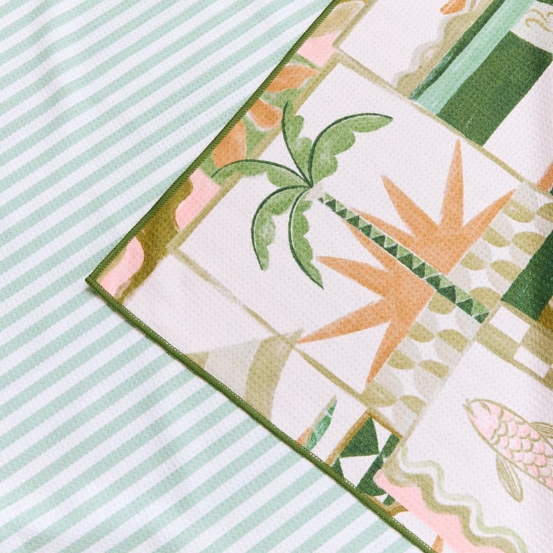 Sandfree Hotel Solara Green Beach Towel