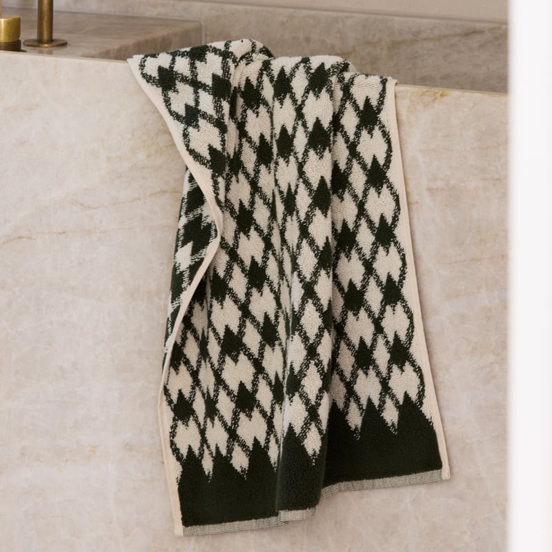 Ainsley Black & Natural Towel Range