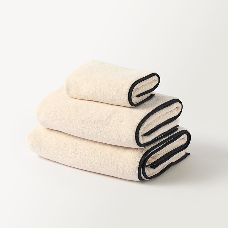 Dorchester Beach & Black Towel Range 
