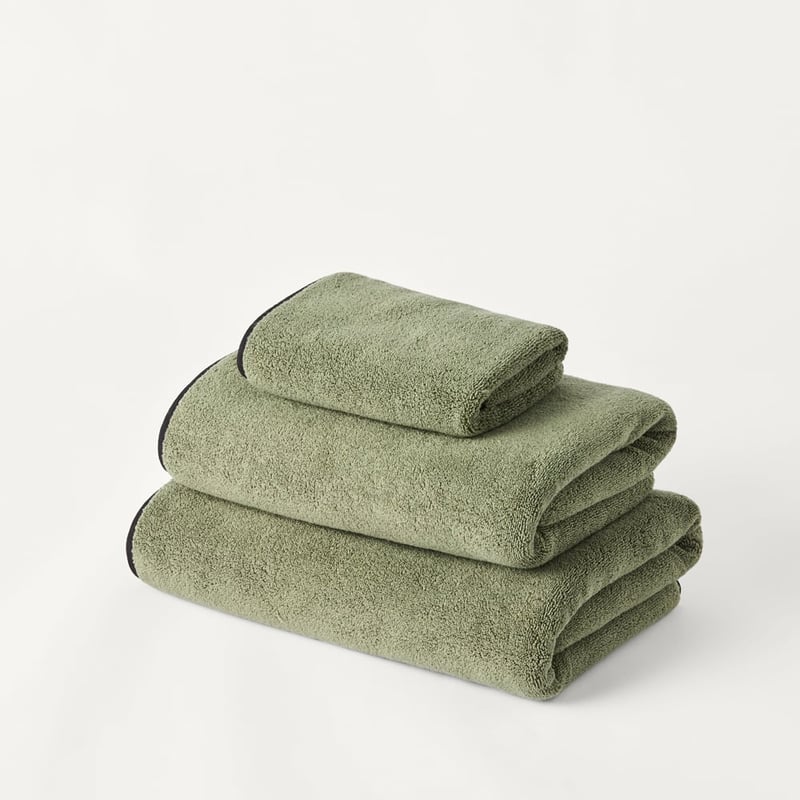Dorchester Moss & Black Towel Range 