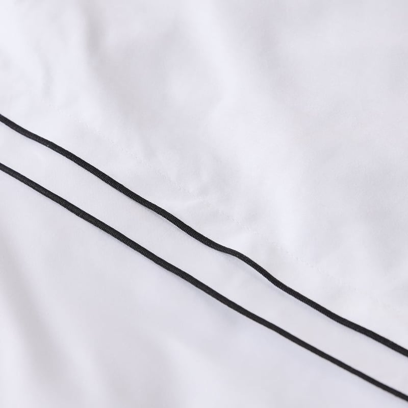 Egyptian Cotton White & Black Split Border Pillowcases 