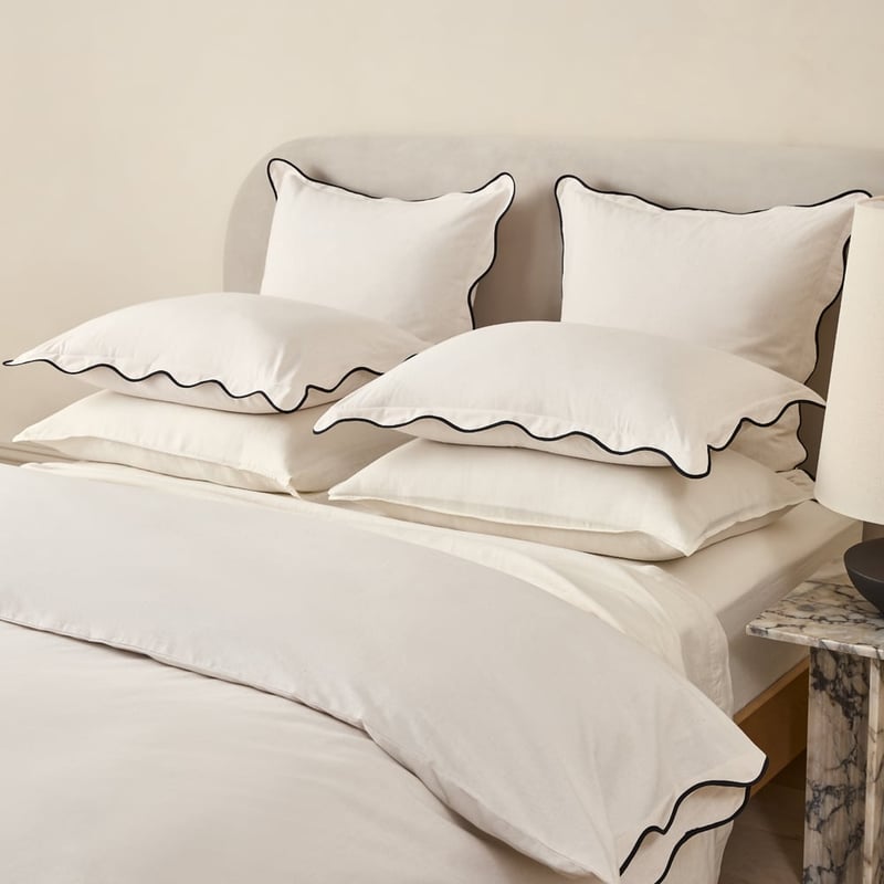 Hallie Scallop Coconut & Black Quilt Cover Set & Separates