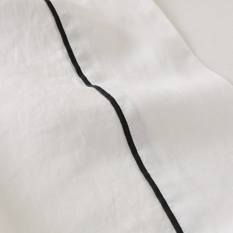 Vintage Washed Linen White & Onyx Flat Piped Sheet Separates