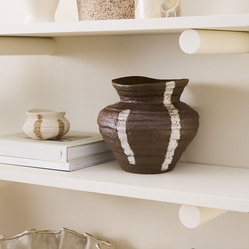 Artefact Brown & White Vase