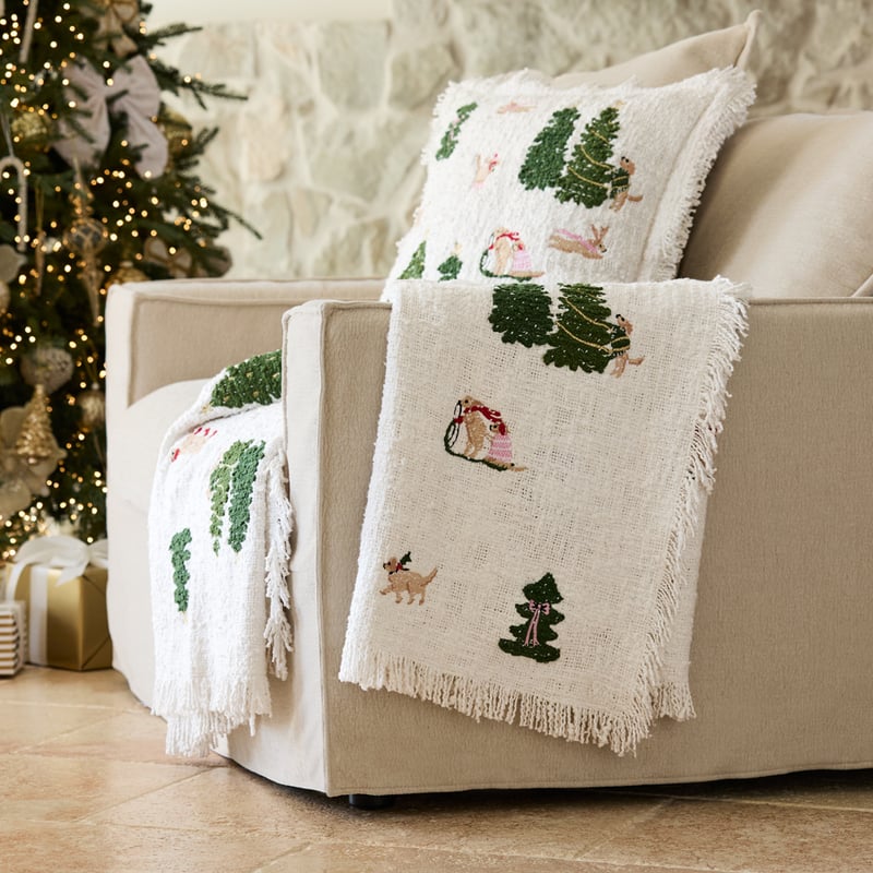 Christmas Cavoodles Village White Throw