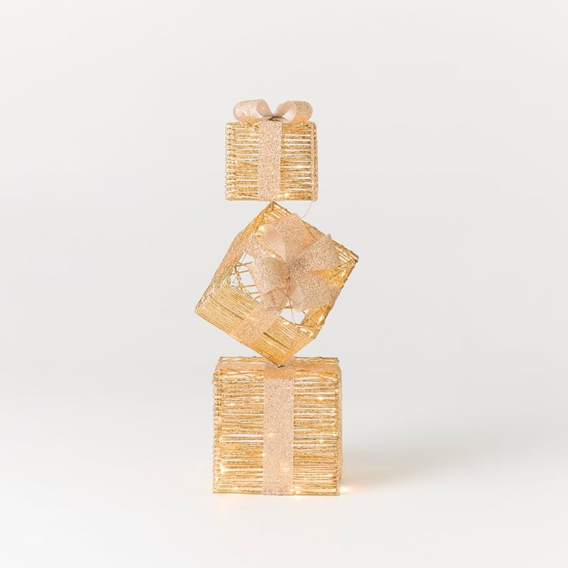 Sparkling Gold LED Square Presents