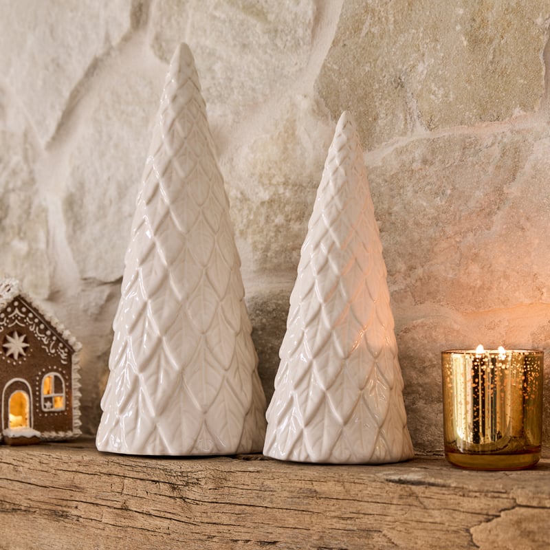 Festive Fun Snow White Christmas Tree
