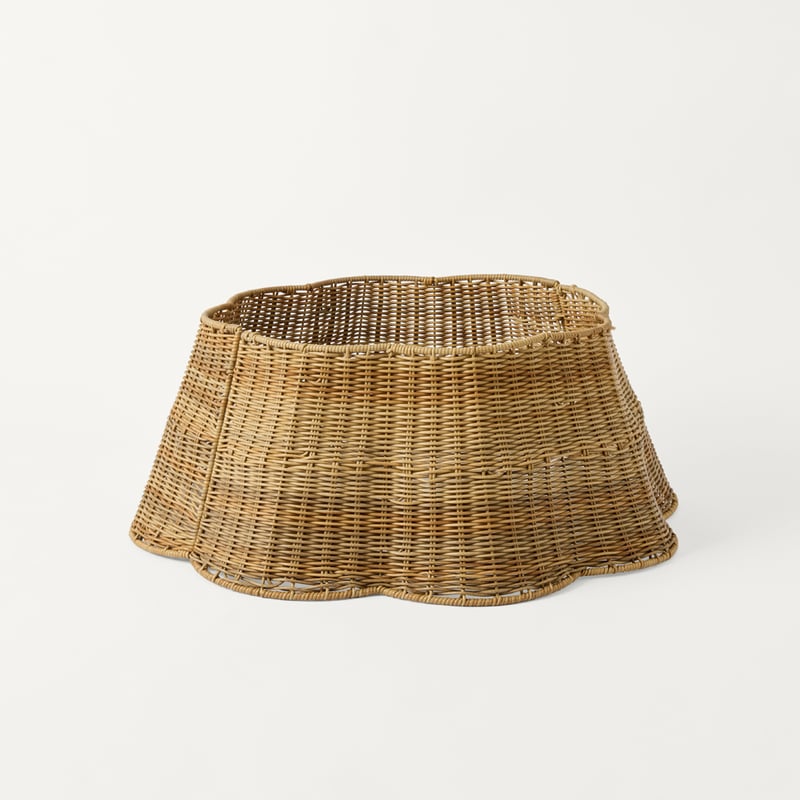 Scallop Natural Christmas Tree Skirt