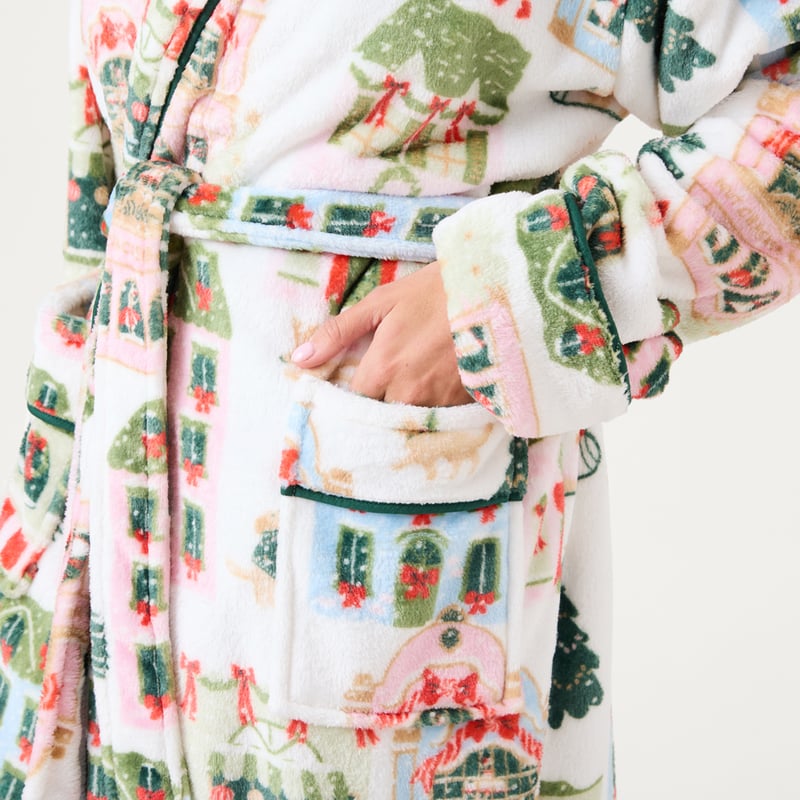 Christmas Village Green Ultrasoft Robe