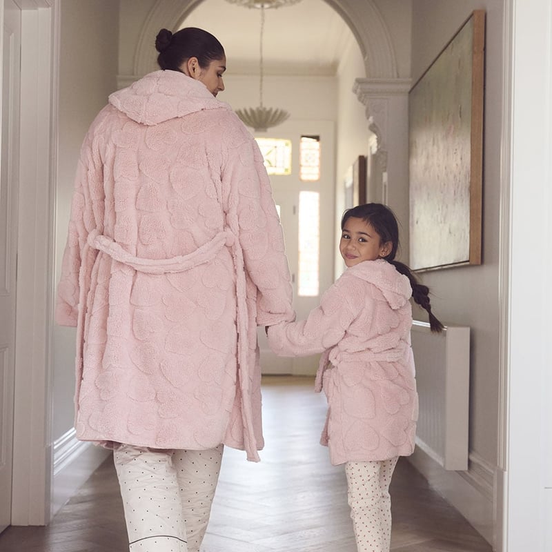 Heart Jacquard Pink Sherpa Hooded Gown