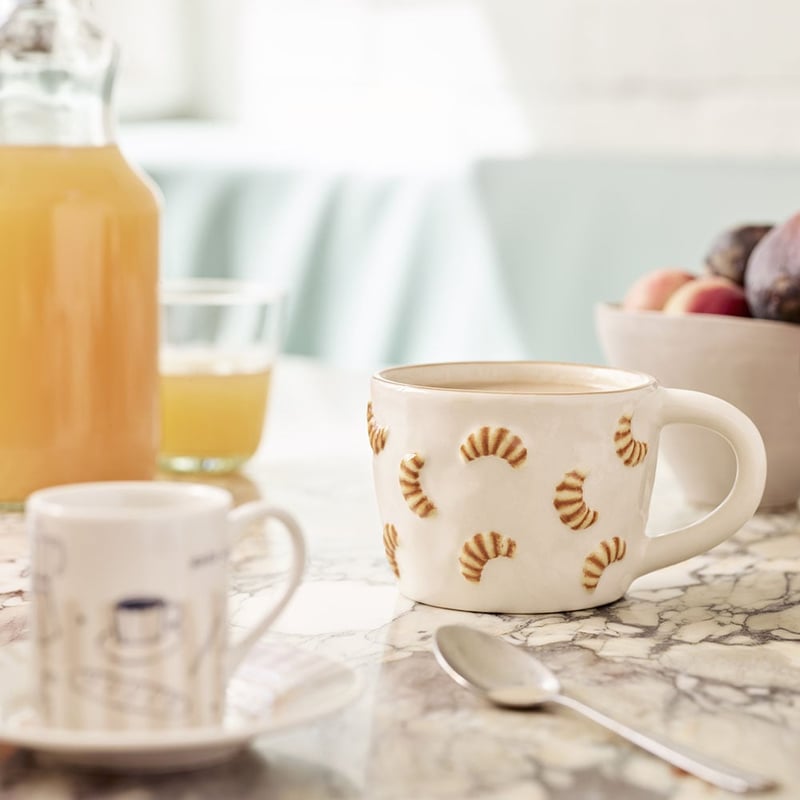 Le Croissant Caramel Mug