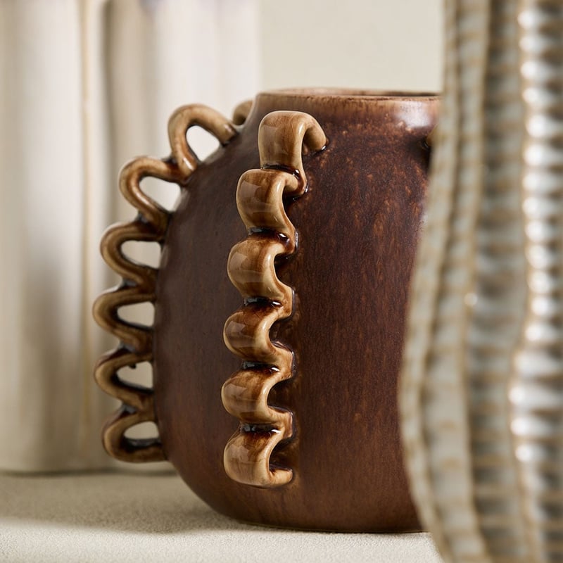 Frill Chocolate Medium Vase