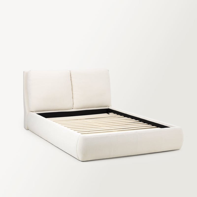 Hamina Off White Bed