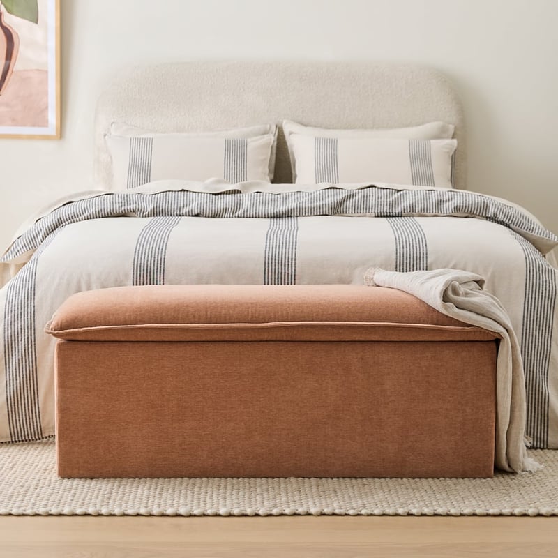 Pia Rosewood Pillow Blanket Box