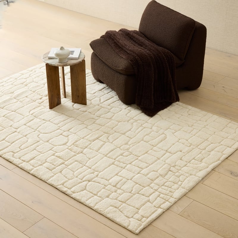 Etta Ivory Hand Knotted Wool Rug