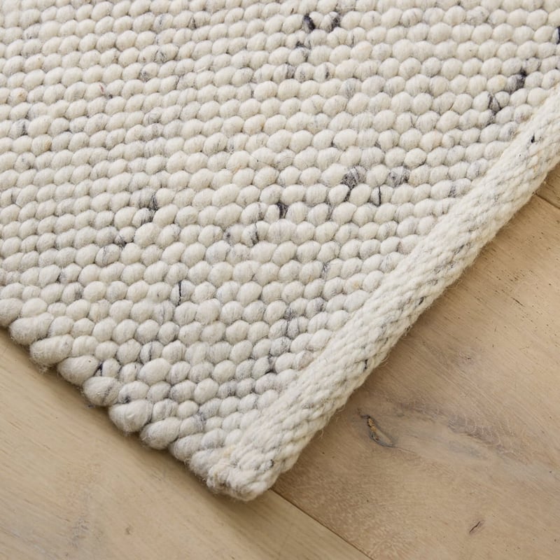 River Cream Pebble Hand Looped Natural Wool Rug