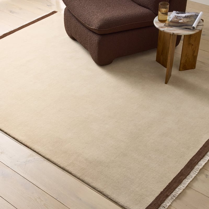 Whisper Tufted Fringed Warm Oat Wool Rug