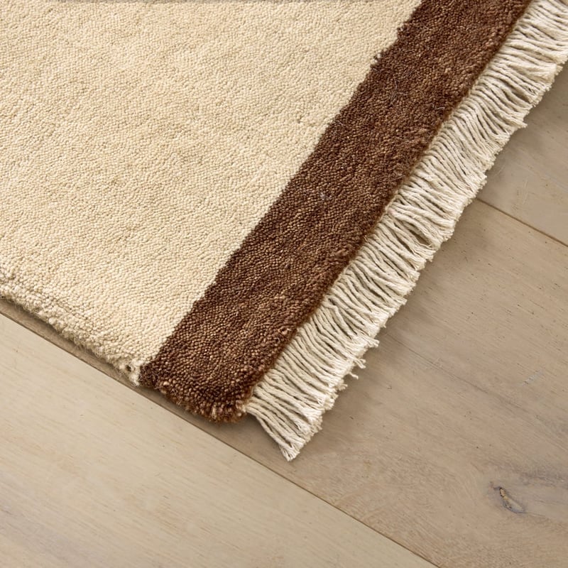 Whisper Tufted Fringed Warm Oat Wool Rug