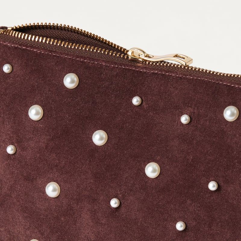 Pearls Chocolate Glam Bag