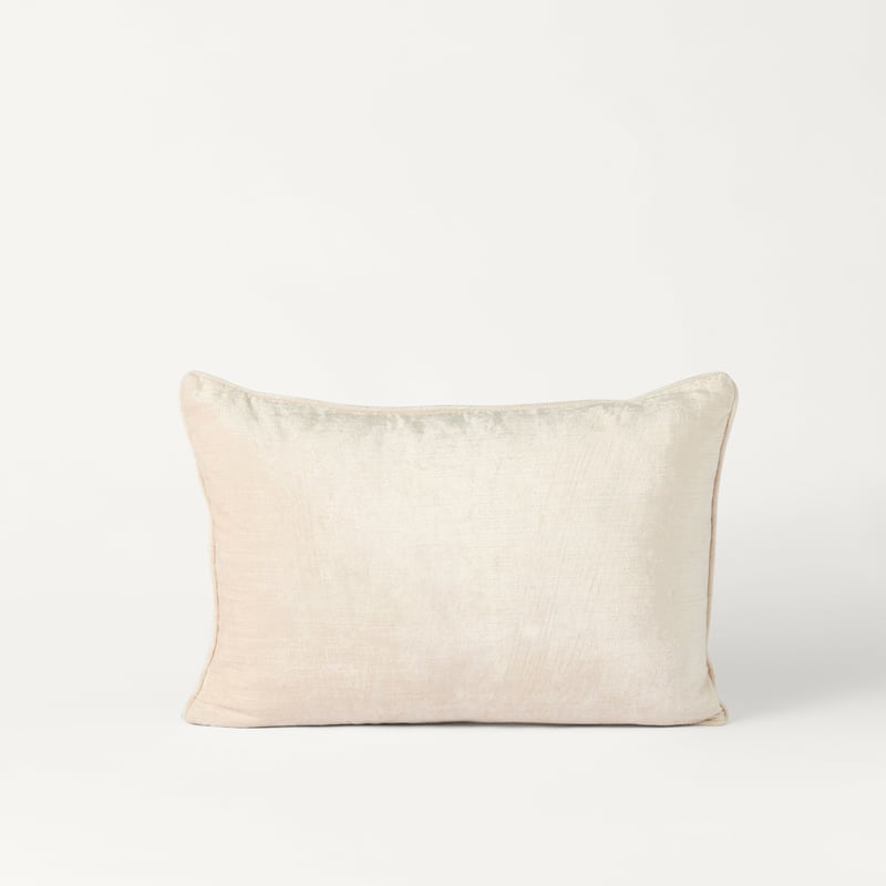Aurora Pristine Shell Cushion
