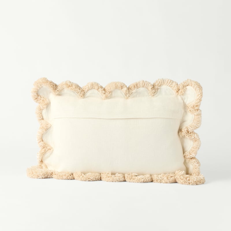 Island Drift White Cushion 