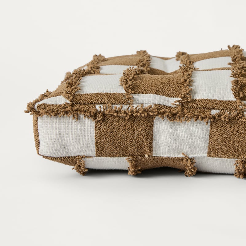 Check White & Tan Tufted Woven Chair Pad 
