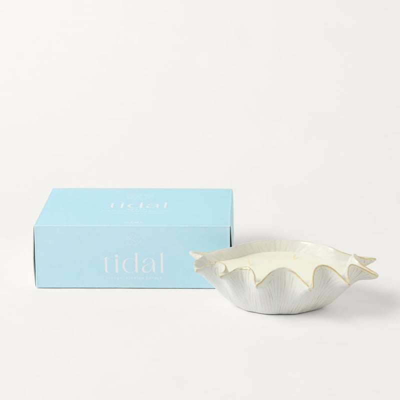 Tidal White Beach Candle 590g