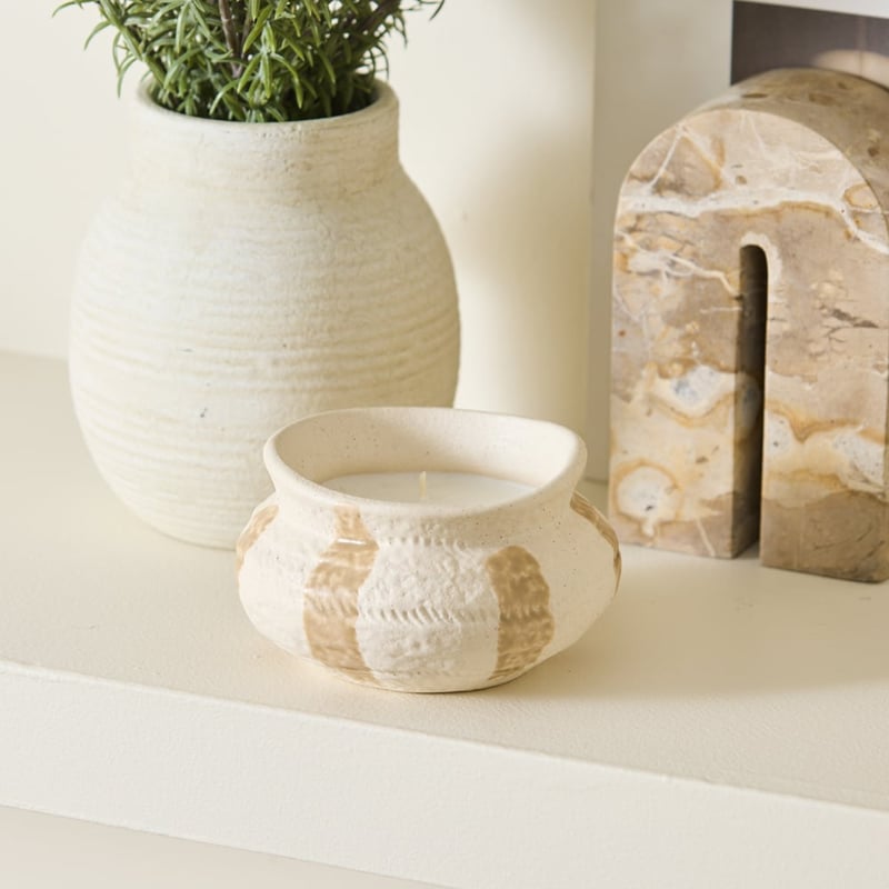 Artefact Pebble & Natural Sandalwood Candle 310g