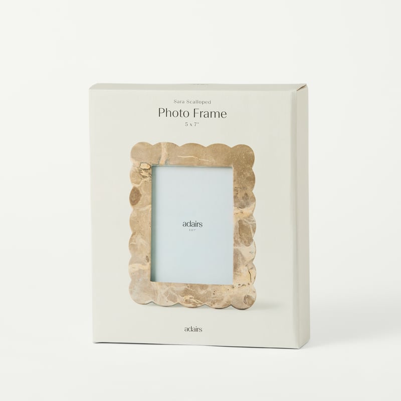 Sara Beige Scalloped Marble Frame 5x7"
